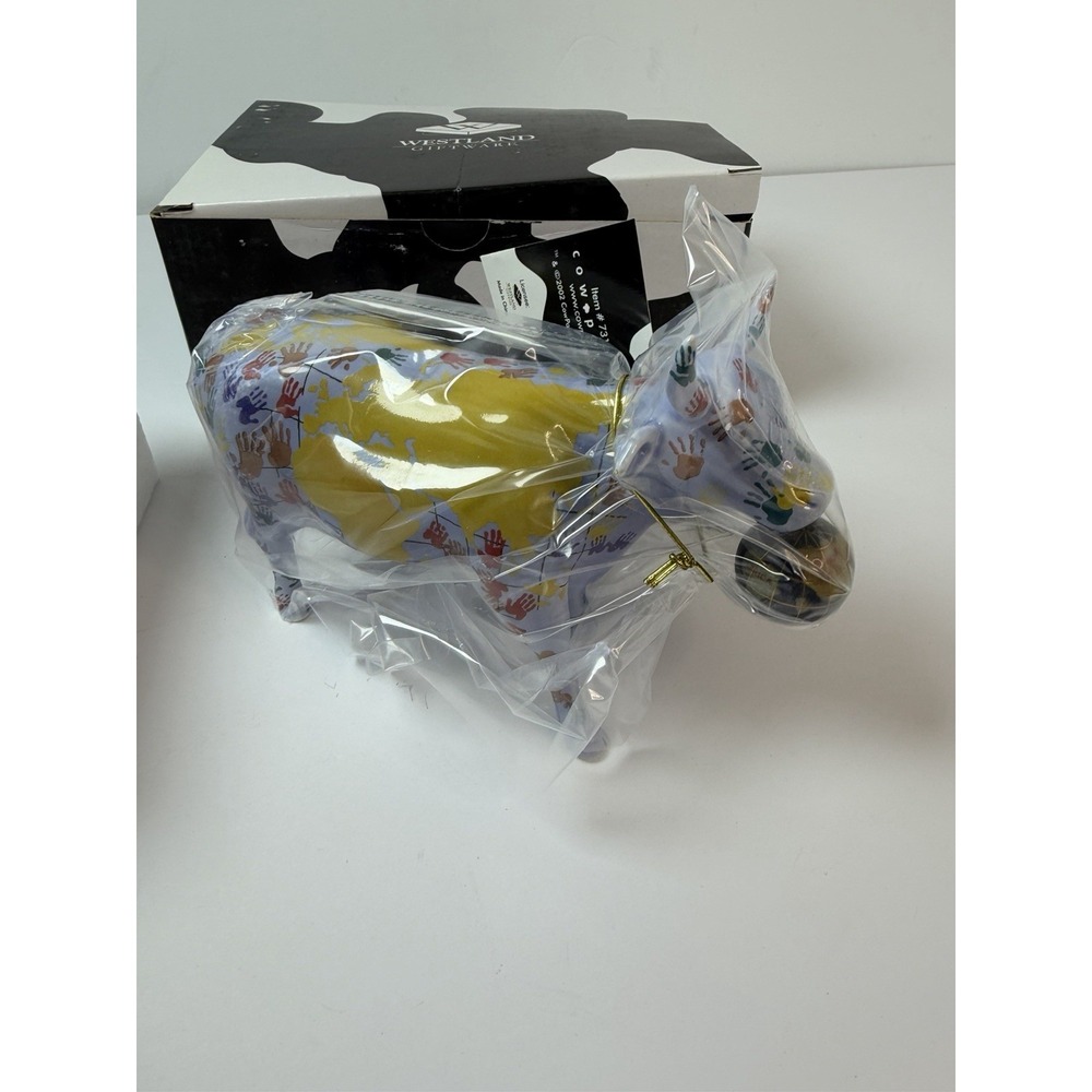 Cow Parade 7312 It's A Smooll World 2002 Westland Giftware Figurine Box Tag